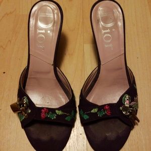 Dior slip on 2inch shoes